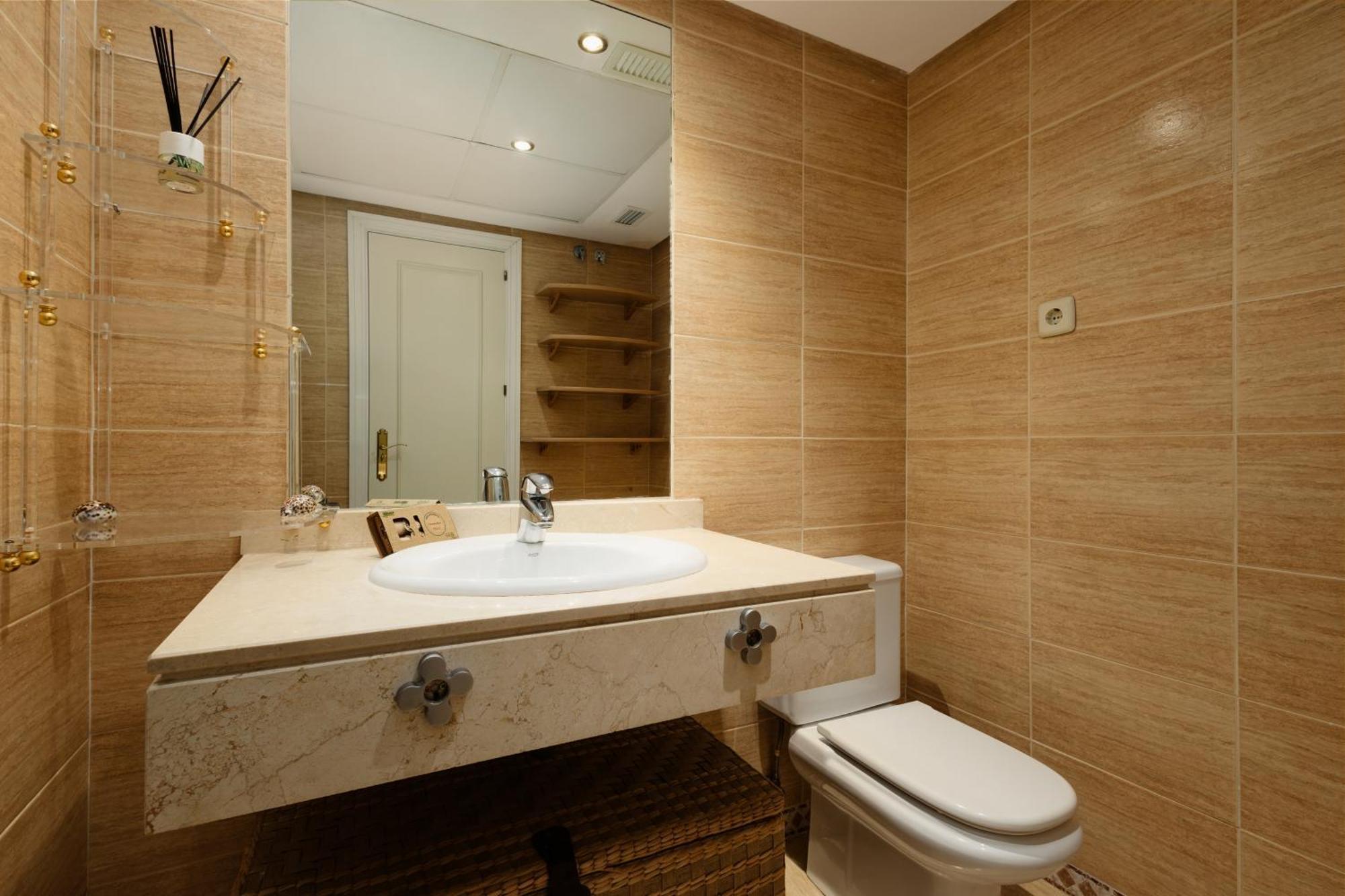 Ground Floor Holiday Apartment With Terrace And Pool In Puerto Banus, Marbella Esterno foto